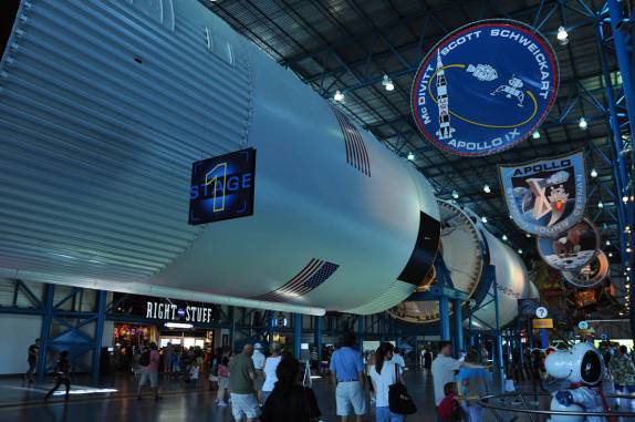 Foguete Apolo em exposição no Kennedy Space Center, no Cabo Canaveral, na Flórida - EUA